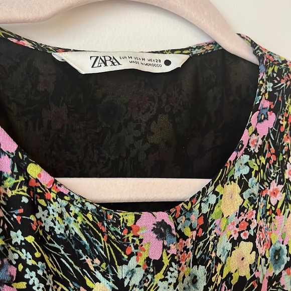 Zara chiffon floral dress, size US M - Picture 3 of 3